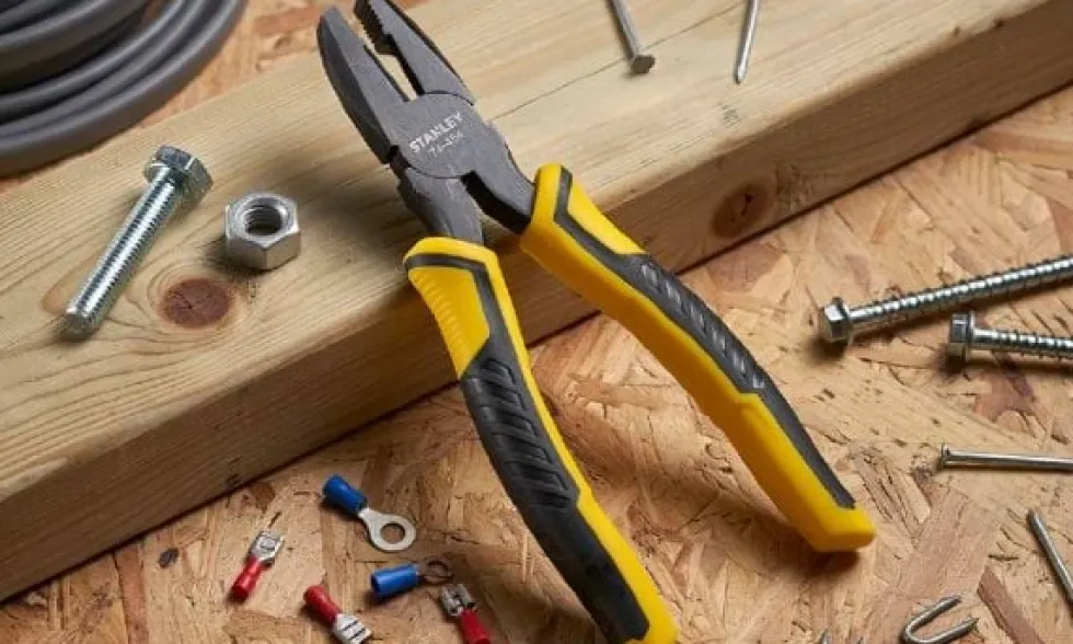 Alicate combinado 150mm Stanley STHT0-74456