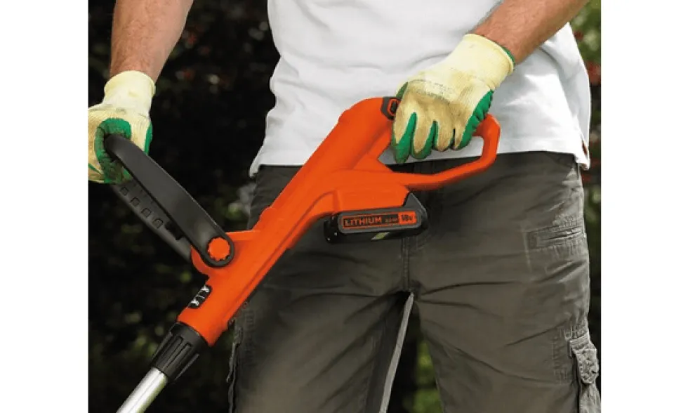 Aparador 18V 2.0Ah 23cm Black & Decker GLC1823L20