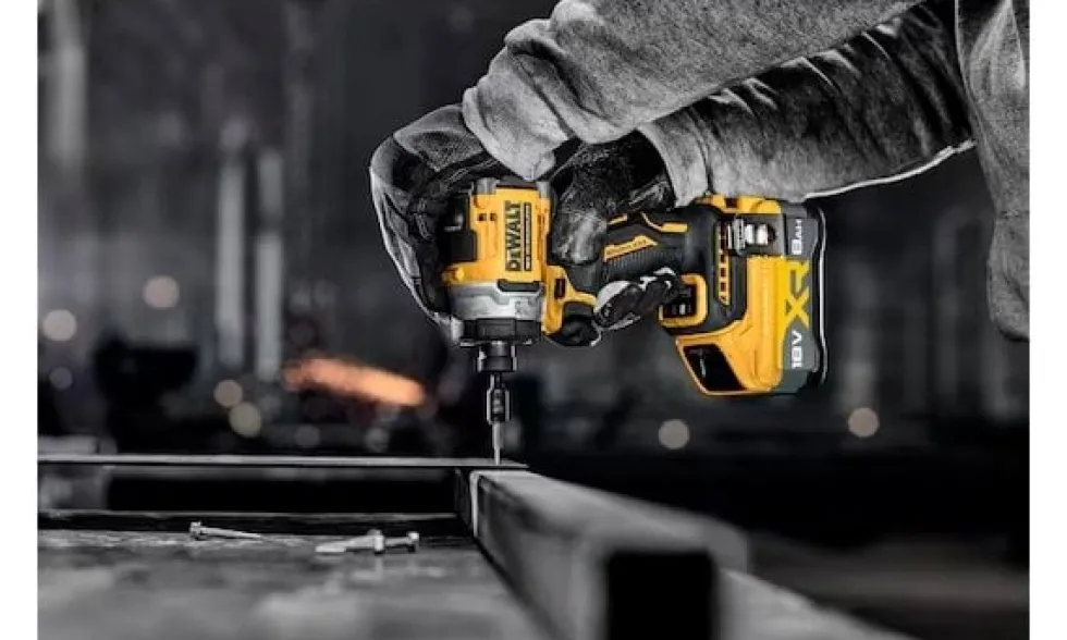 Aparafusadora Impacto 18V 1/4" 282Nm Dewalt DCF860NT