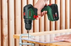 Aparafusadora UniversalDrill 18V-60 Bosch 06039D7000