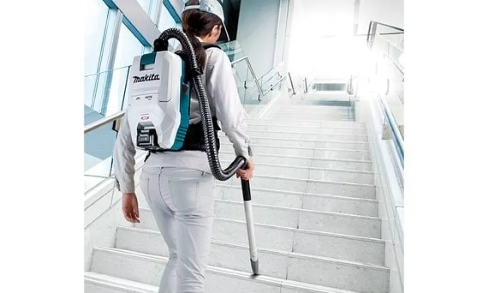 Aspirador de mochila BL 40V máx. XGT Makita VC008GZ
