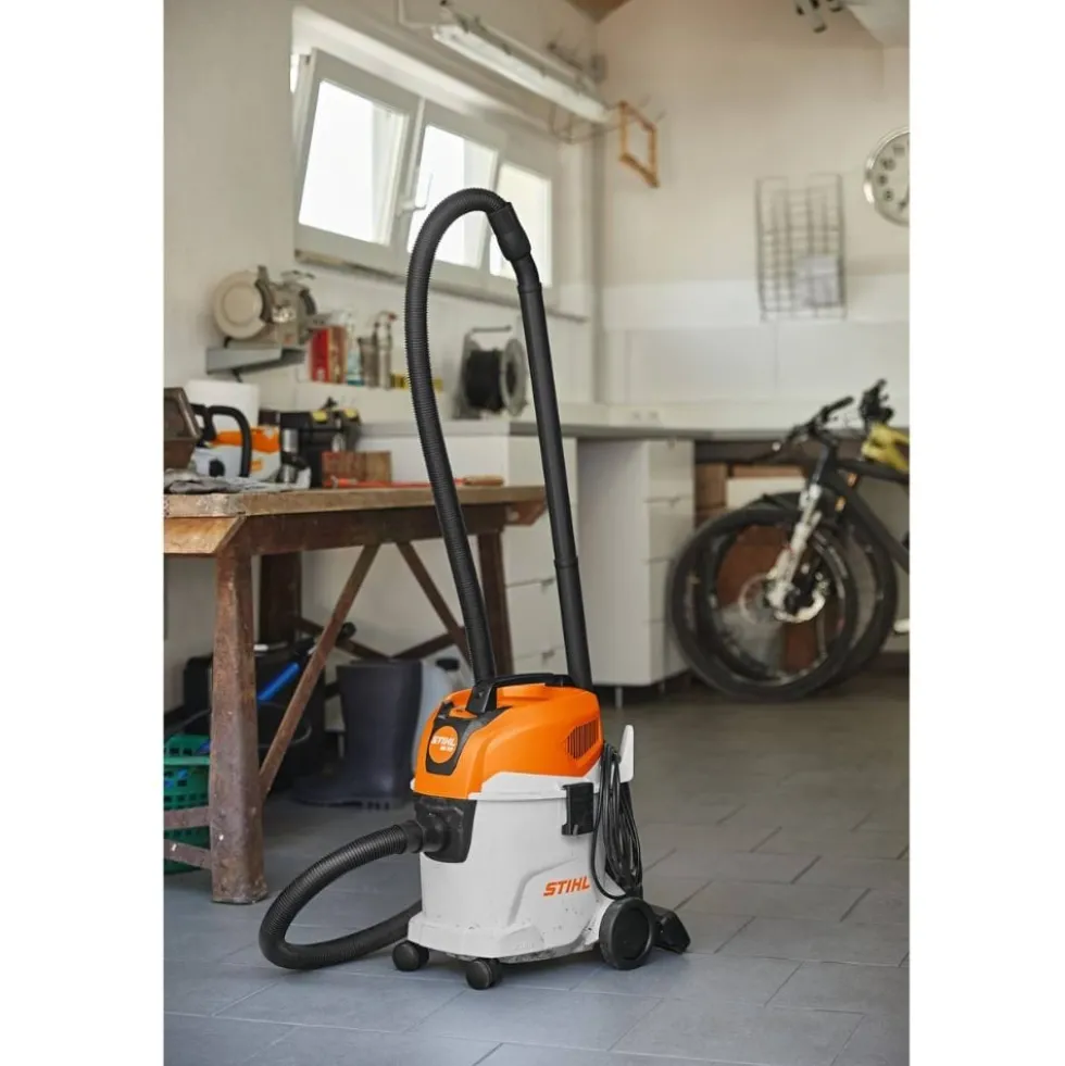 Aspirador para Sólidos e Líquidos 1400 W 50 Hz SE 33 Stihl SE010124413
