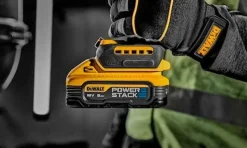 Bateria compacta XR 18V POWERSTACK Li-Ion 5Ah DeWalt DCBP518-XJ