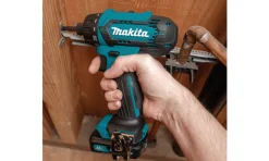 Berbequim aparafusador 12V CXT 1/4" Makita DF033DSAE