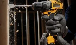 Berbequim Aparafusador 12V Li-Ion 2Ah Dewalt DCD701D2