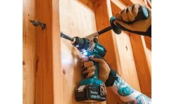 Berbequim com Percussão 18V 5.0Ah Makita DHP486RTJ