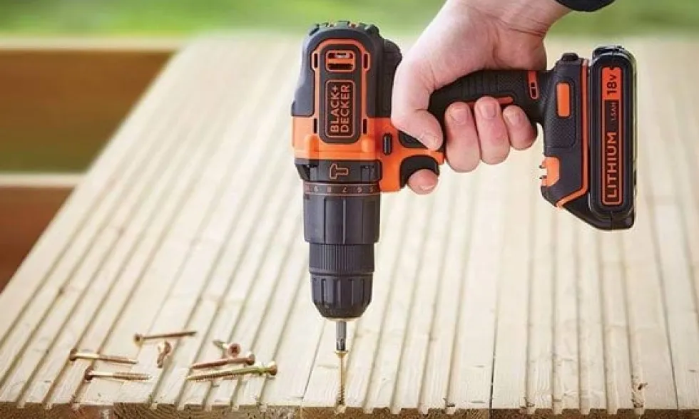 Black & Decker Berbequim com Percussão 18V BDCHD18KB-QW