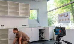 Bosch Nível laser de linhas GLL 12V-100-33 CG Professional