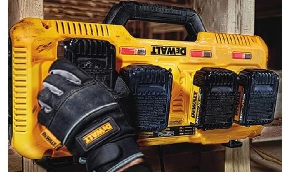 Carregador Rápido 4 Tomadas 12-54V Dewalt DCB104