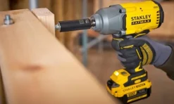 Chave de impacto Brushless V20 1/2" Stanley SFMCF940M1-QW