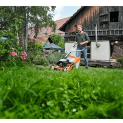 Corta Relva a Gasolina RM 650 3,5 km/h Stihl 63640113441