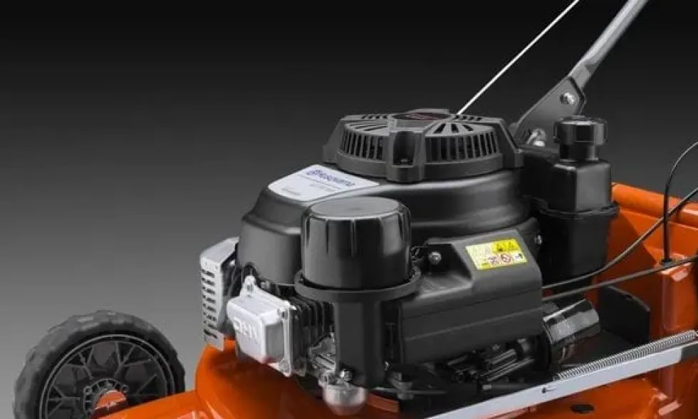 Corta-relvas GX 560 160 cm³ Husqvarna 964000601