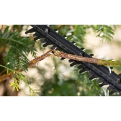 Corta Sebes a Bateria Easy HedgeCut 18V-44-11 Bosch 0600849H06