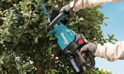 Cortasebes a Bateria 600mm 40V Makita UH005GZ