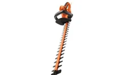Corta-sebes 700W 70cm Black&Decker GT7030QS