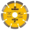 DeWalt Disco de Diamante para o Corte de Materiais de Construção/Betão 115x22,2 mm