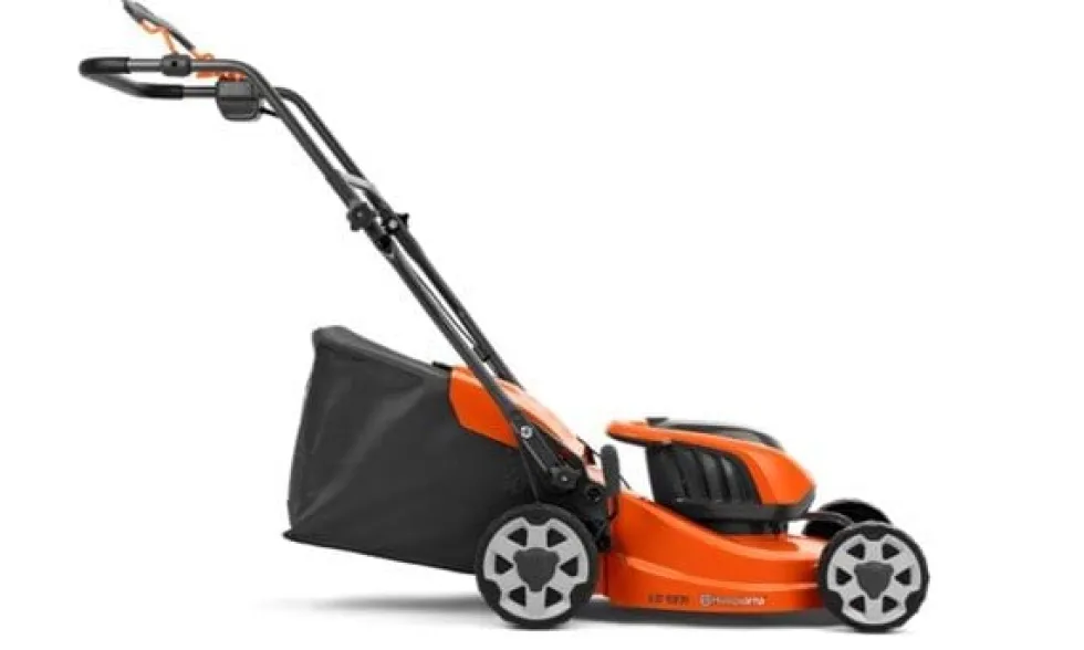 Escarificador a Bateria 36V 4.0Ah 37cm Husqvarna LC137i Kit
