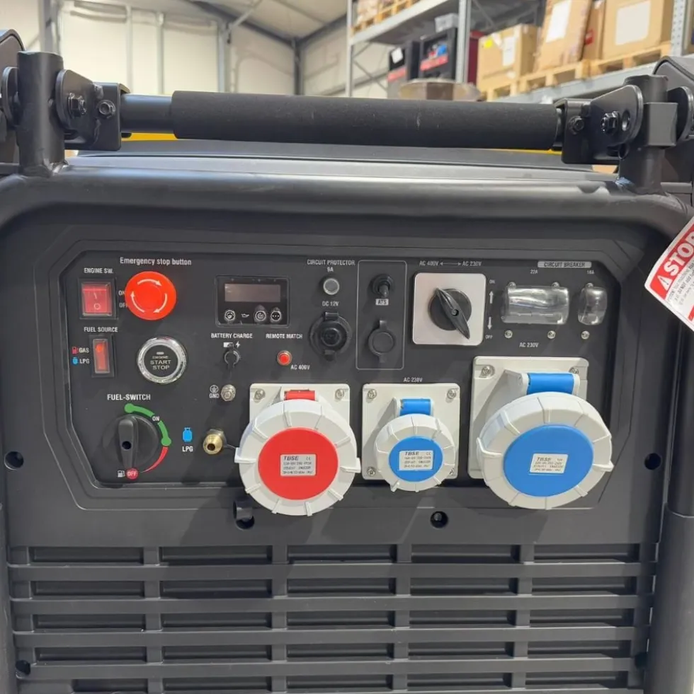 Gerador Inversor 13Kw/11Kw (LPG) Gasolina/Gás Kompak KGG120EiDF