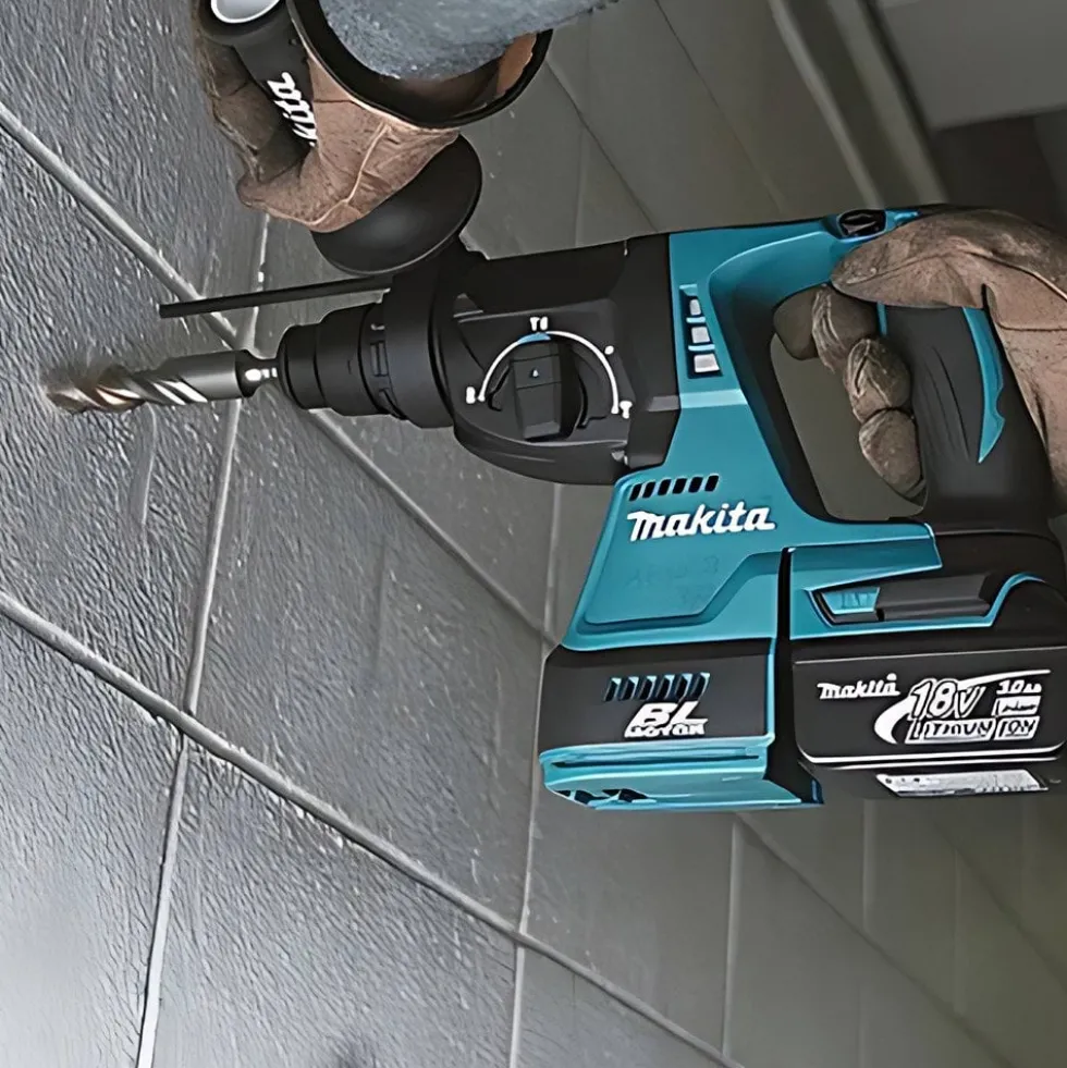 Kit Combo 4 Máquinas a Bateria 18V Makita DLX4138T01