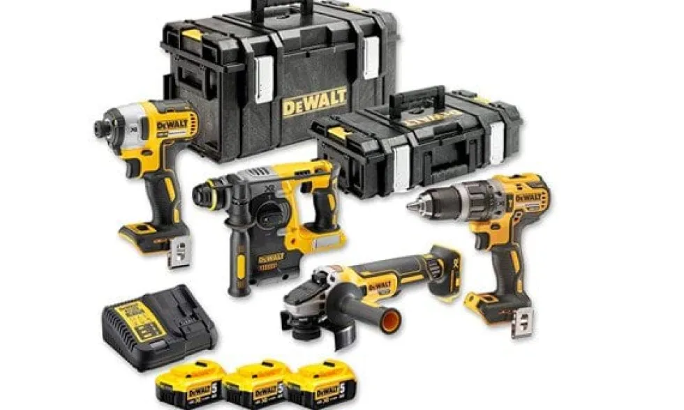 Kit Combo 4 Máquinas 18V Dewalt DCK422P3-QW