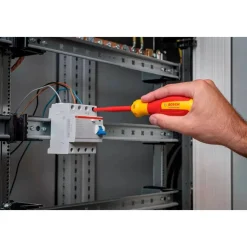 Kit Ferramenta Manual para Electricistacom 37 undidades + Mala L-BOXX 136 Bosch 1600A02NG4
