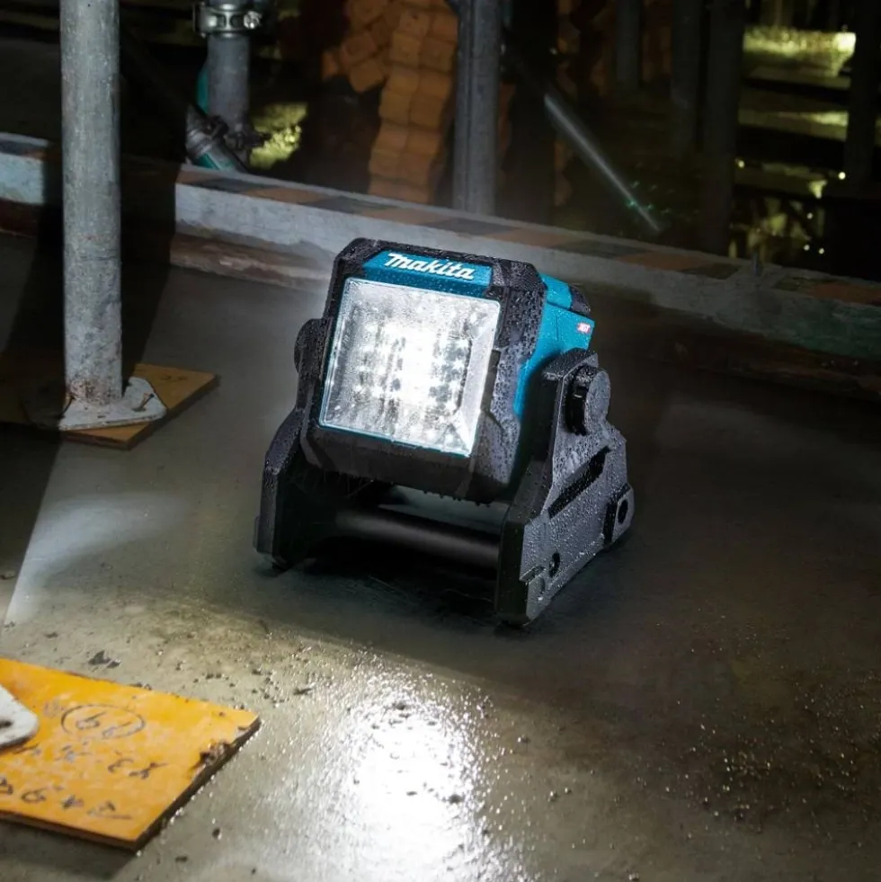 Lanterna de Trabalho 40Vmax XGT / 18V LXT 1100 Lm Makita ML003GZ