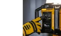Lanterna Led XR 18V Dewalt DCL074-XJ
