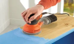 Lixadora Rotorbital 125mm 240W Black & Decker KA199-QS