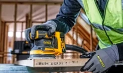 Lixadora Rotorbital XR 18V Dewalt DCW210NT-XJ