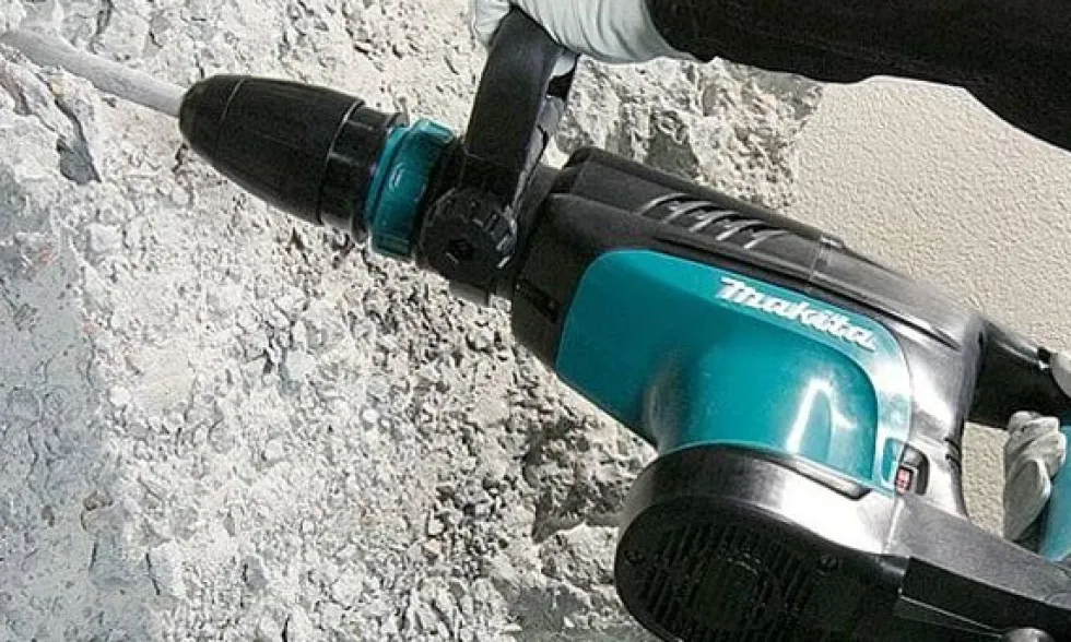 Martelo Demolidor Makita HM1203C