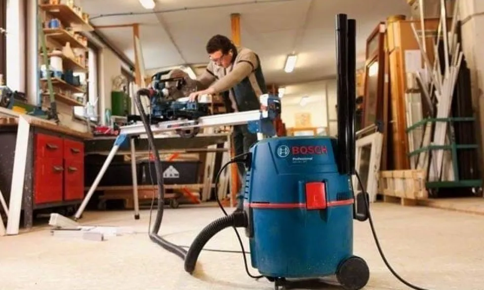 Martelo Demolidor SDS-max Bosch GSH 11 E + GAS 20 L SFC