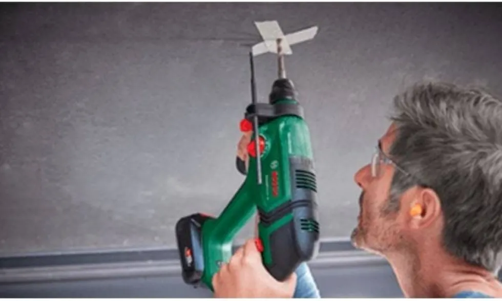 Martelo Perfurador UniversalHammer 18V Bosch 06039D6000