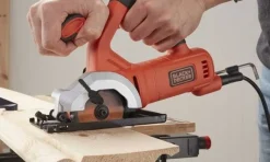 Mini Serra Circular 85mm 400W Black & Decker BES510-QS