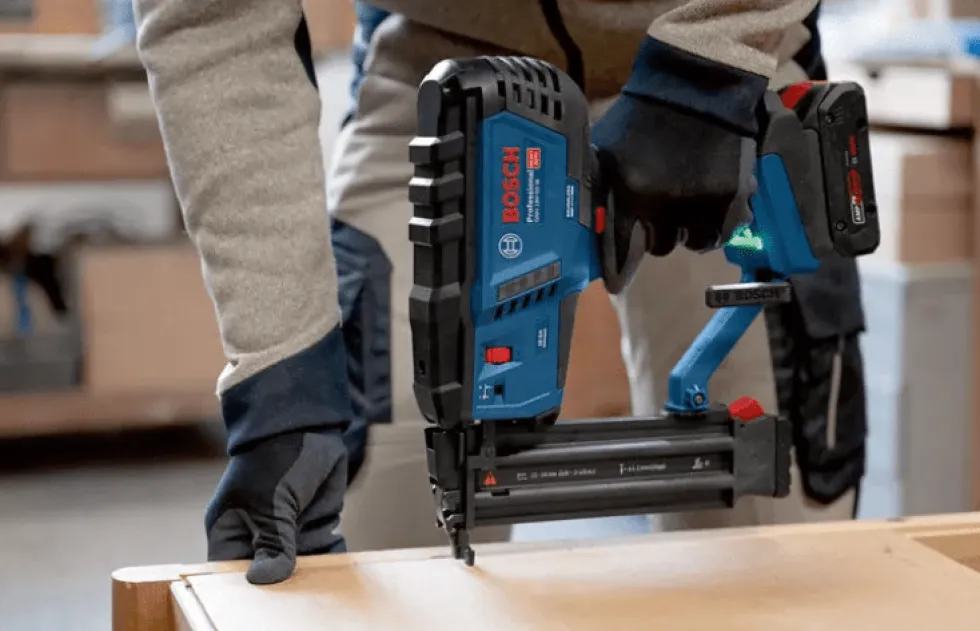 Pistola de Pregos sem Fio para Madeira GNH 18V-50 M Professional Bosch 0601482400