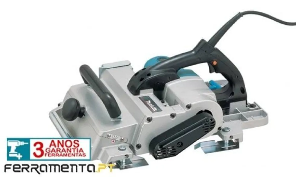 Plaina Makita KP312S
