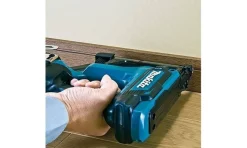 Pregadora a bateria 18V 0.6mm Makita DPT353ZJ