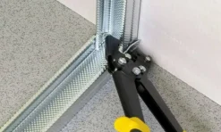 Punçadora de Perfis 280mm Stanley 15-273