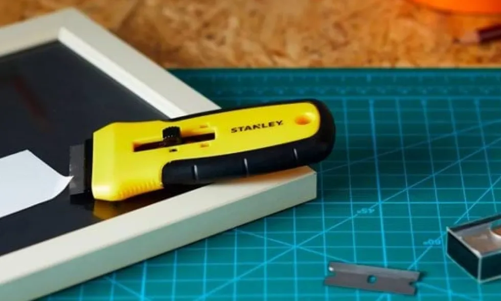 Raspador para Vidros 40mm Bi-Material Stanley 0-28-217