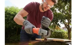 Rebarbadora 115mm 710W Black & Decker BEG010-QS
