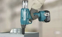 Rebitadora a Bateria 6,4MM18V LXT Makita DRV250Z
