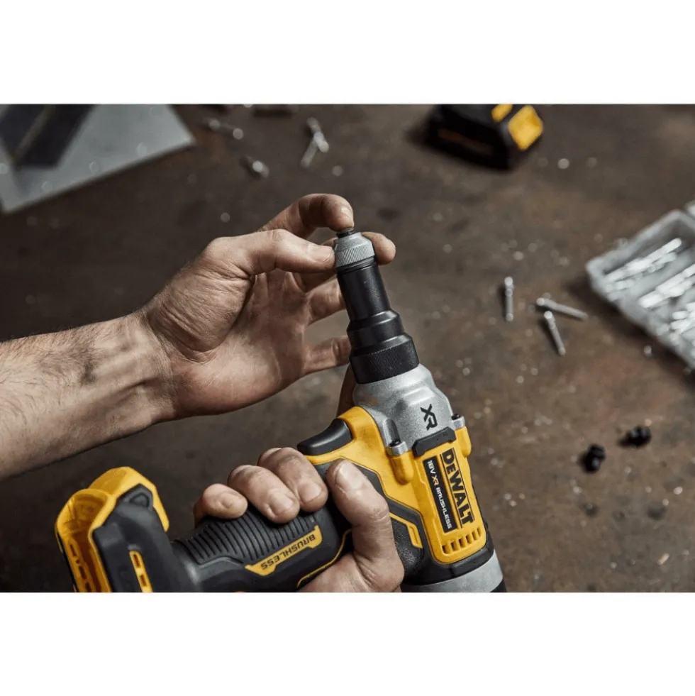 Rebitadora 6,4mm XR 18V Dewalt DCF414E2GT