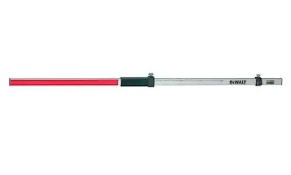 Régua Escala Graduada de 2,4m Dewalt DE0737-XJ