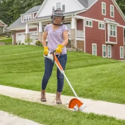 Roçadora FSA 30 + Bateria e Carregador Stihl FA100115710