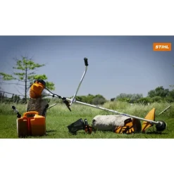 Roçadora FS 235 Gasolina c/ Fio C-26-2 + Lâmina 250mm Stihl 41512000015
