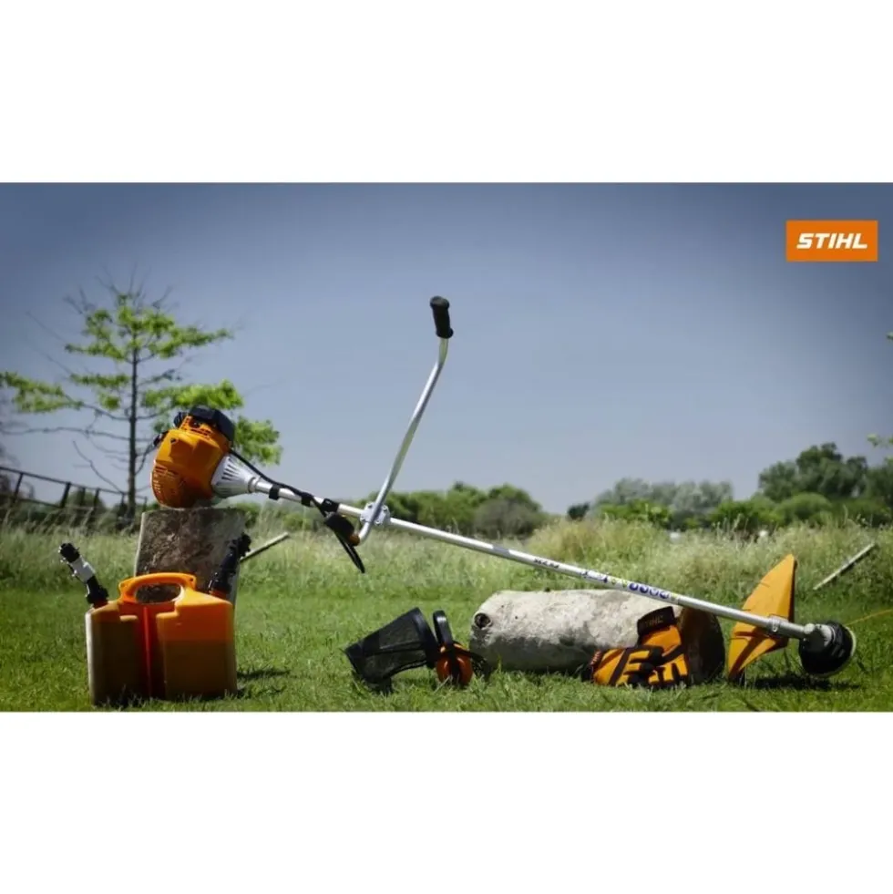 Roçadora FS 235 Gasolina c/ Fio C-26-2 + Lâmina 250mm + Bolsa de Transporte Stihl