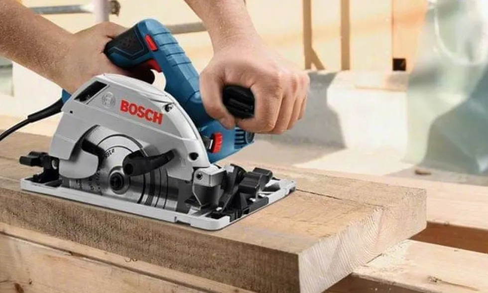 Serra circular Bosch GKS 55+GCE Professional
