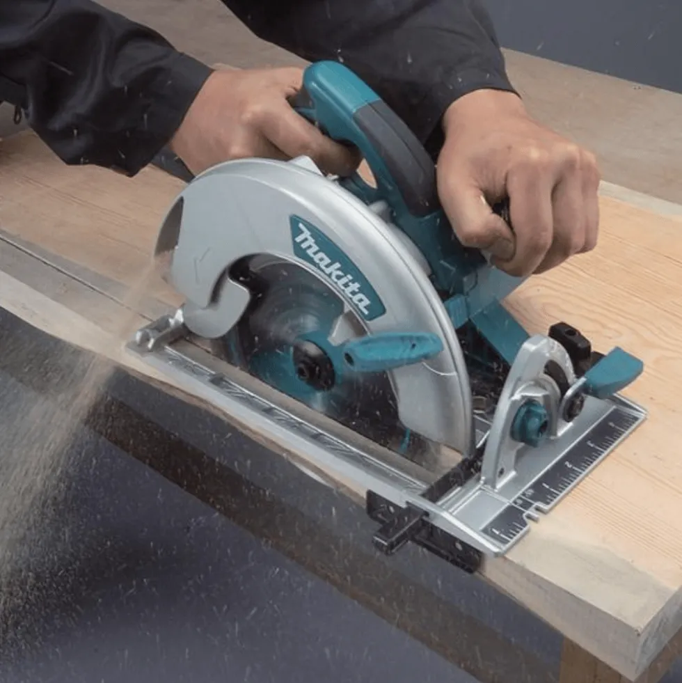 Serra Circular Makita 5008MG