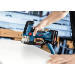 Serra tico-tico sem fio Bosch EXPERT EXST18V-155S 18V 06015B0100