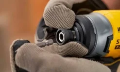 Stanley Chave de impacto sem escova FATMAX V20 18V SFMCF810B-XJ