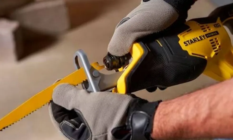 Stanley Serra de Sabre 18VFATMAX® V20 SFMCS300B-XJ